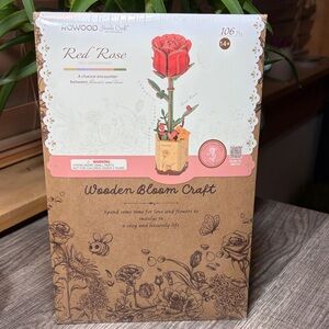 🫟5 for $25🫟 Rowood Red Rose Wooden Bloom Craft Kit